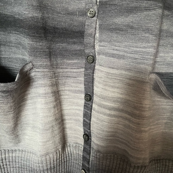 Elie Tahari Cardigan Sweater. Size small black blue grey - Picture 7 of 13